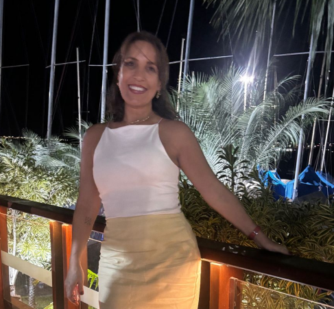 Deise Felix, Consultora de Seguros